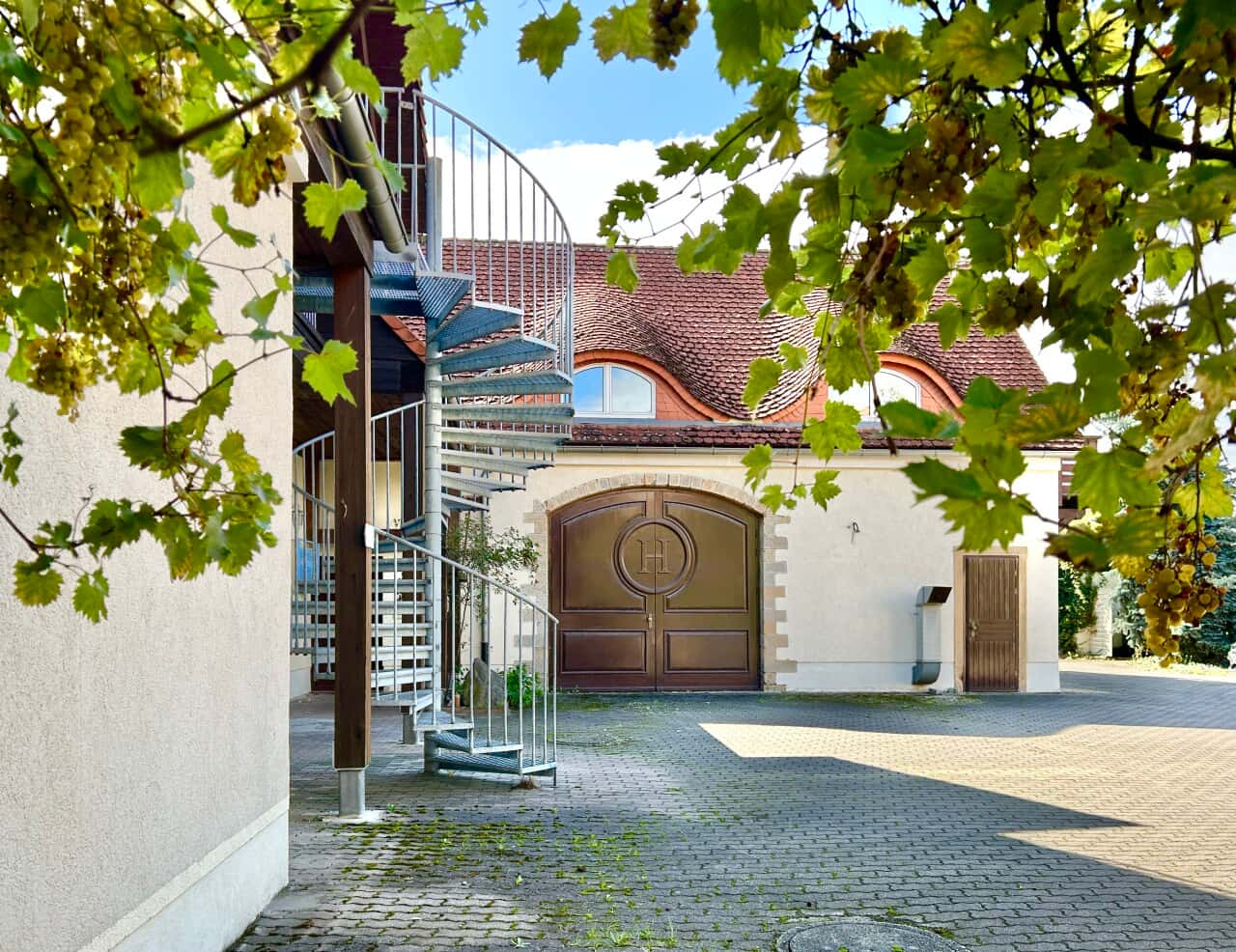 Mehrfamilienhaus in Radebeul – Bild 1