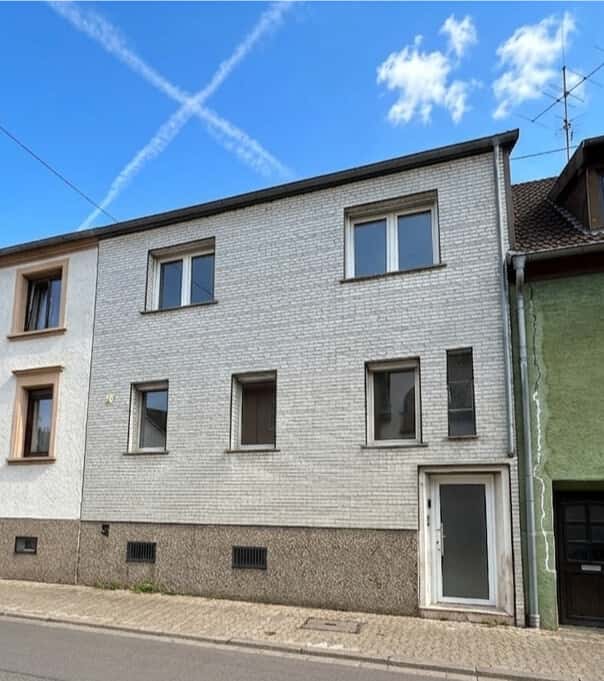 Reihenmittelhaus in Saarbrücken - Güdingen – Bild 1