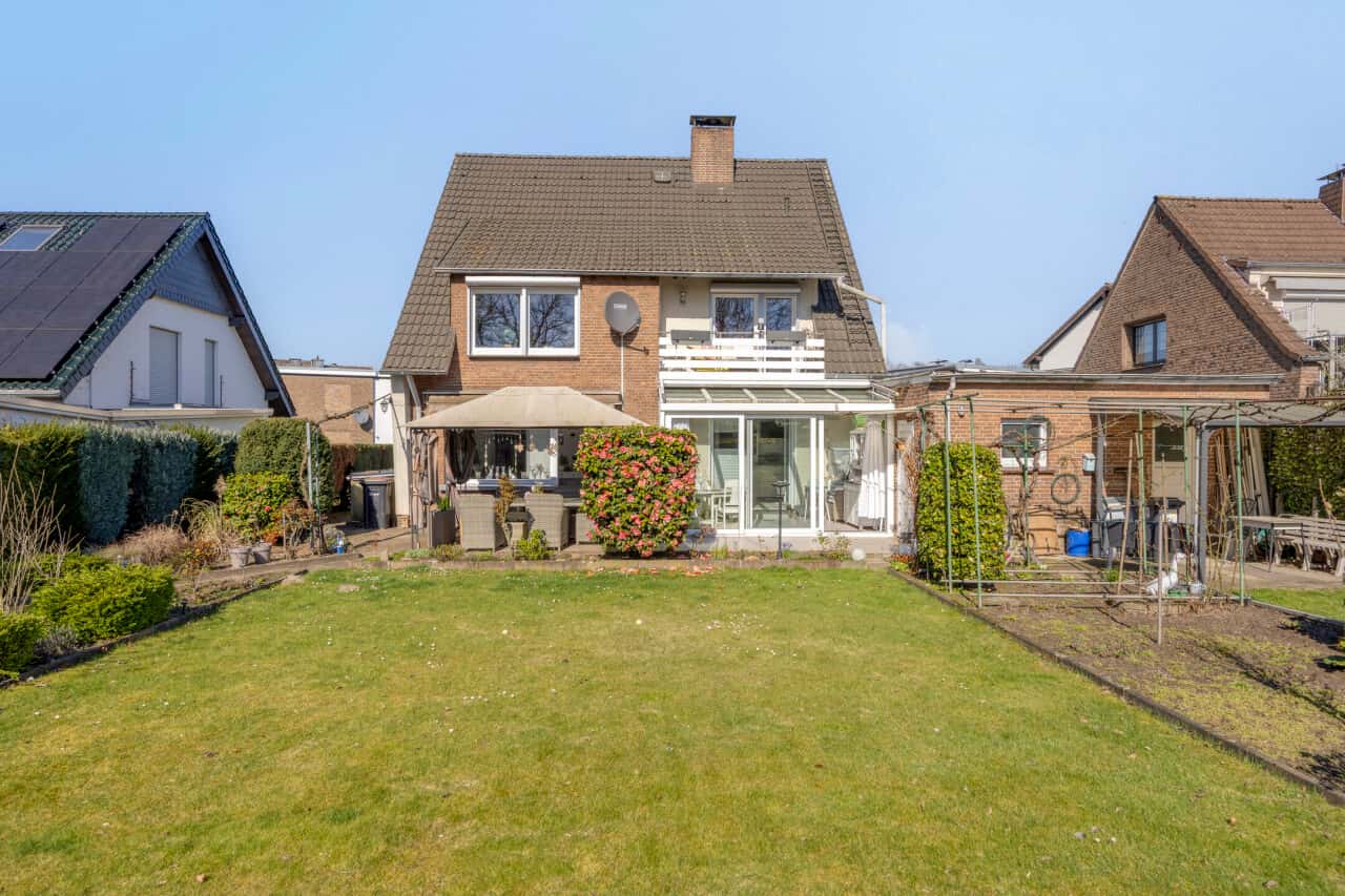 Zweifamilienhaus in Moers – Bild 1