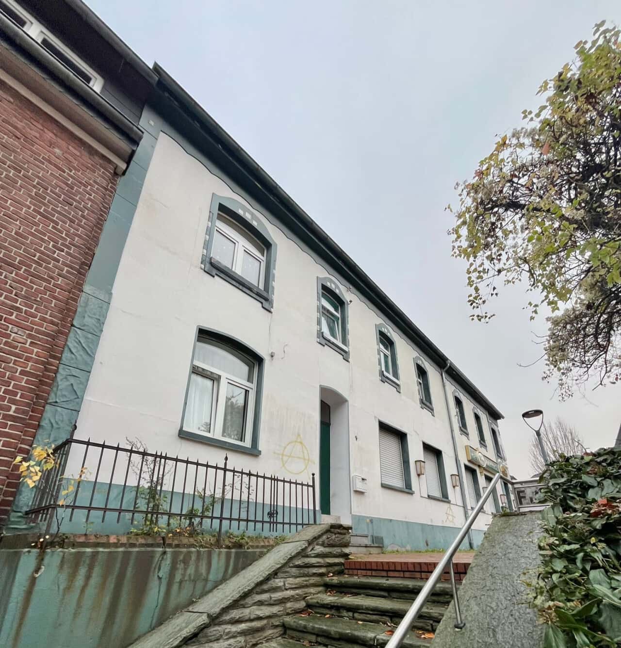 Zweifamilienhaus in Übach-Palenberg – Bild 1