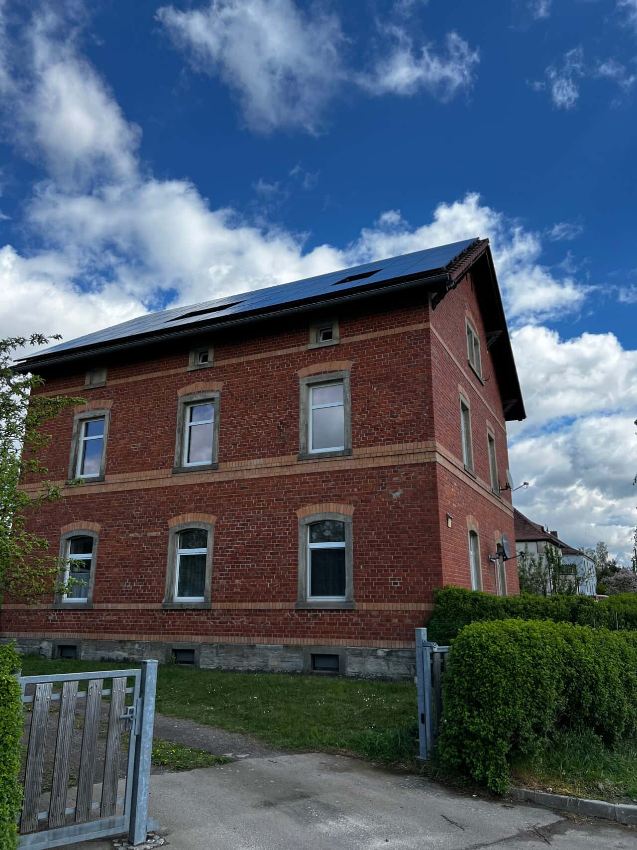 Mehrfamilienhaus in Schmölln – Bild 1