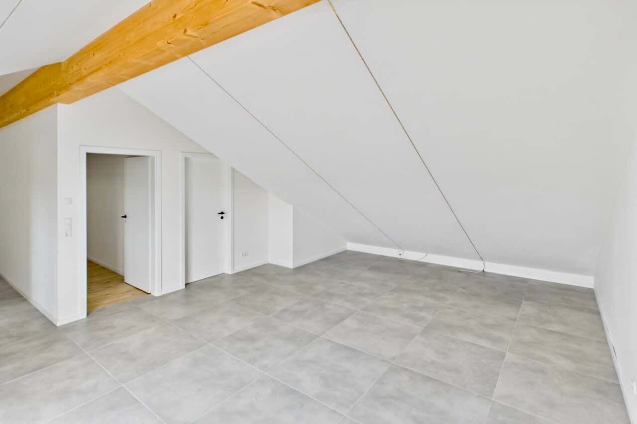 Dachgeschosswohnung in Schönenberg-Kübelberg – Bild 3