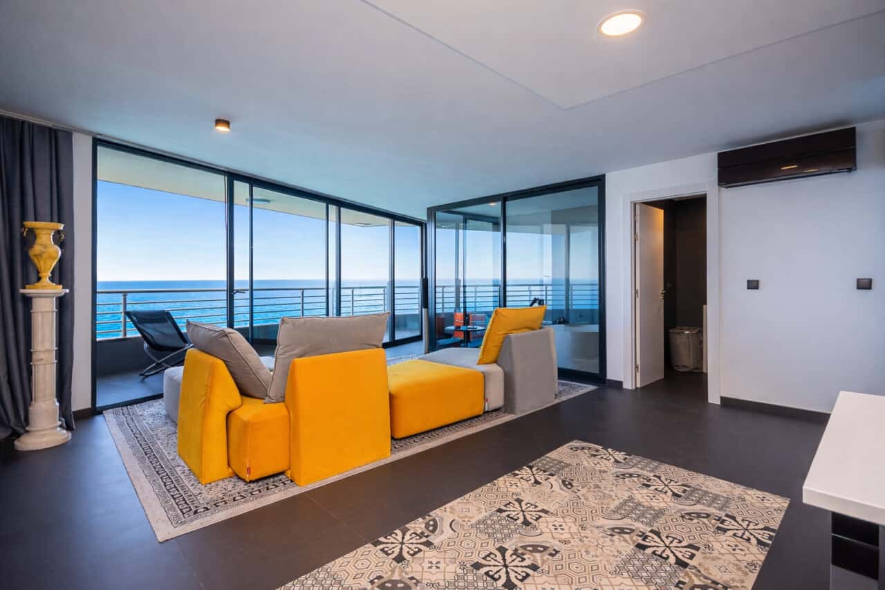 Etagenwohnung in Alicante – Bild 1