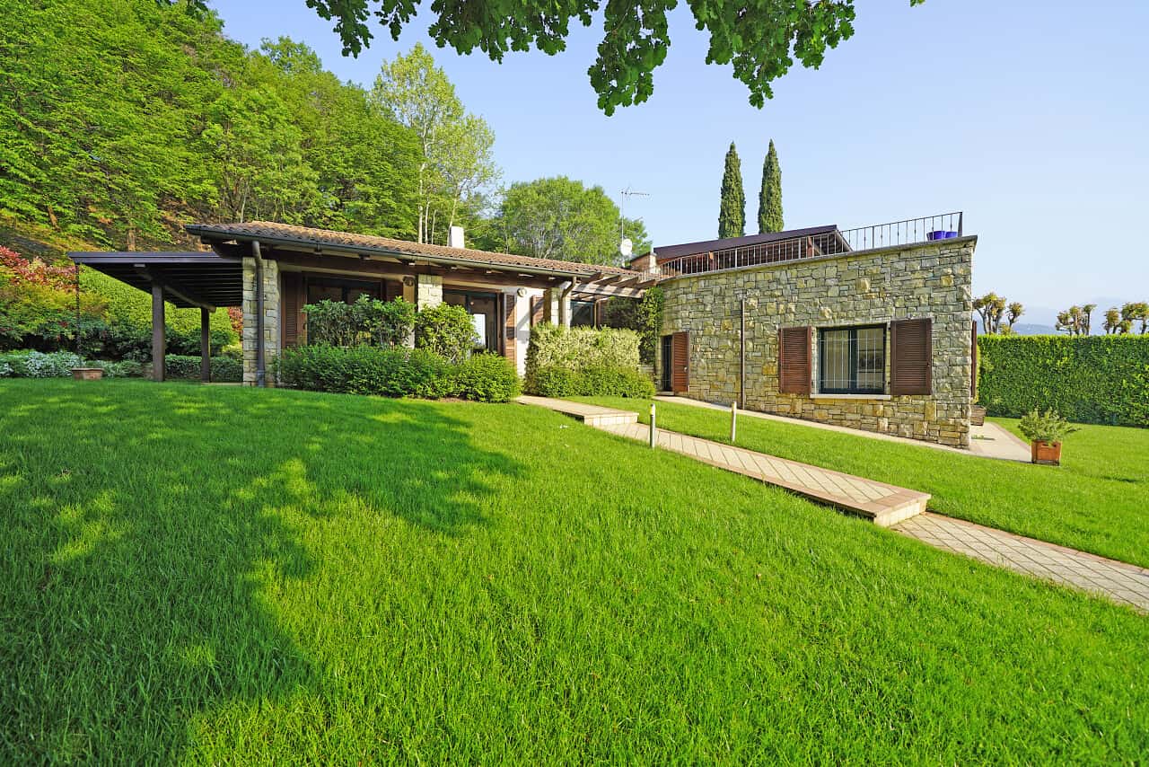 Villa in Brescia Gardasee – Bild 1