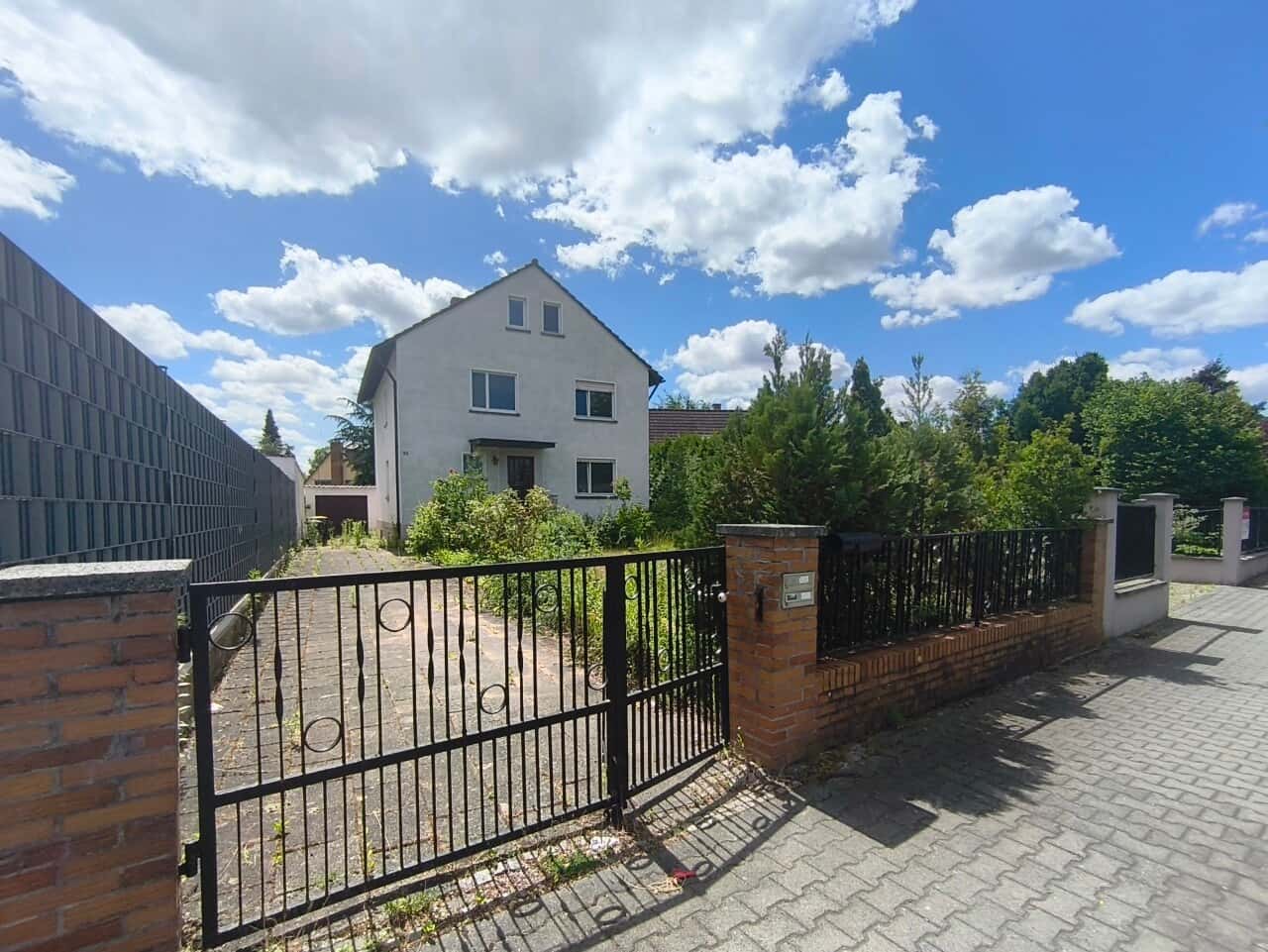 Zweifamilienhaus in Rüsselsheim – Bild 1