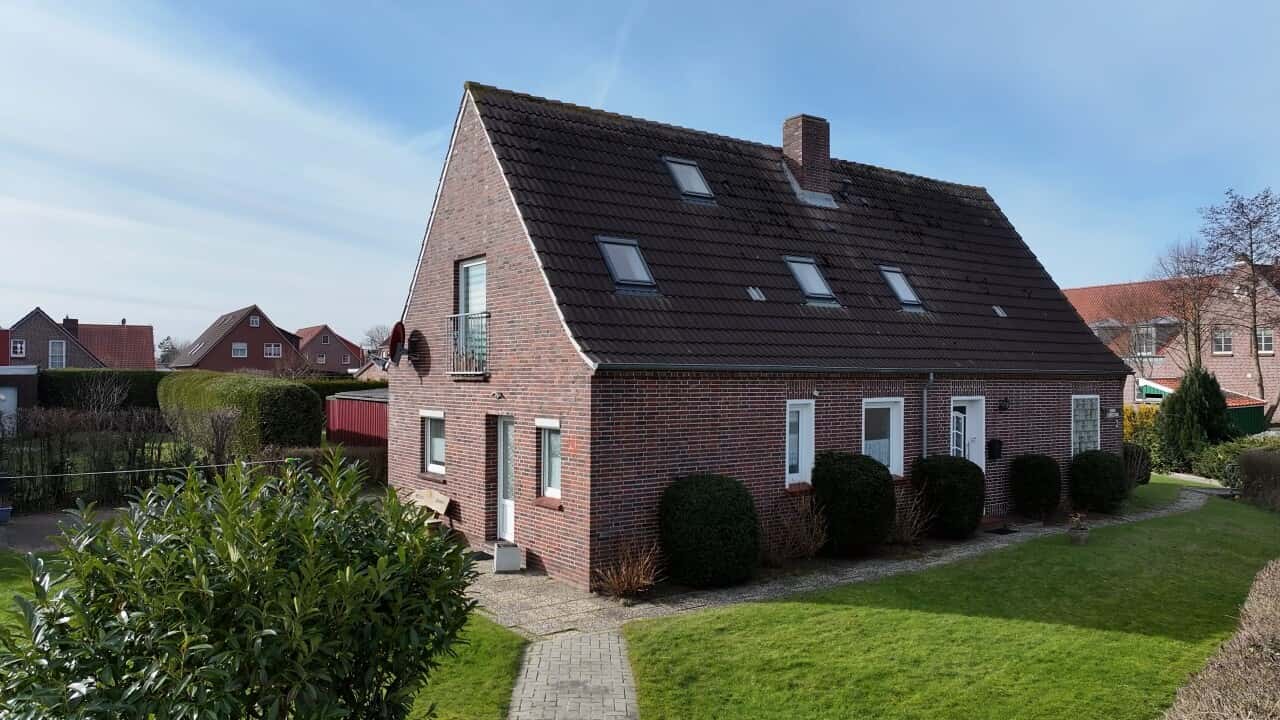 Mehrfamilienhaus in Dornum-Westeraccumersiel – Bild 1