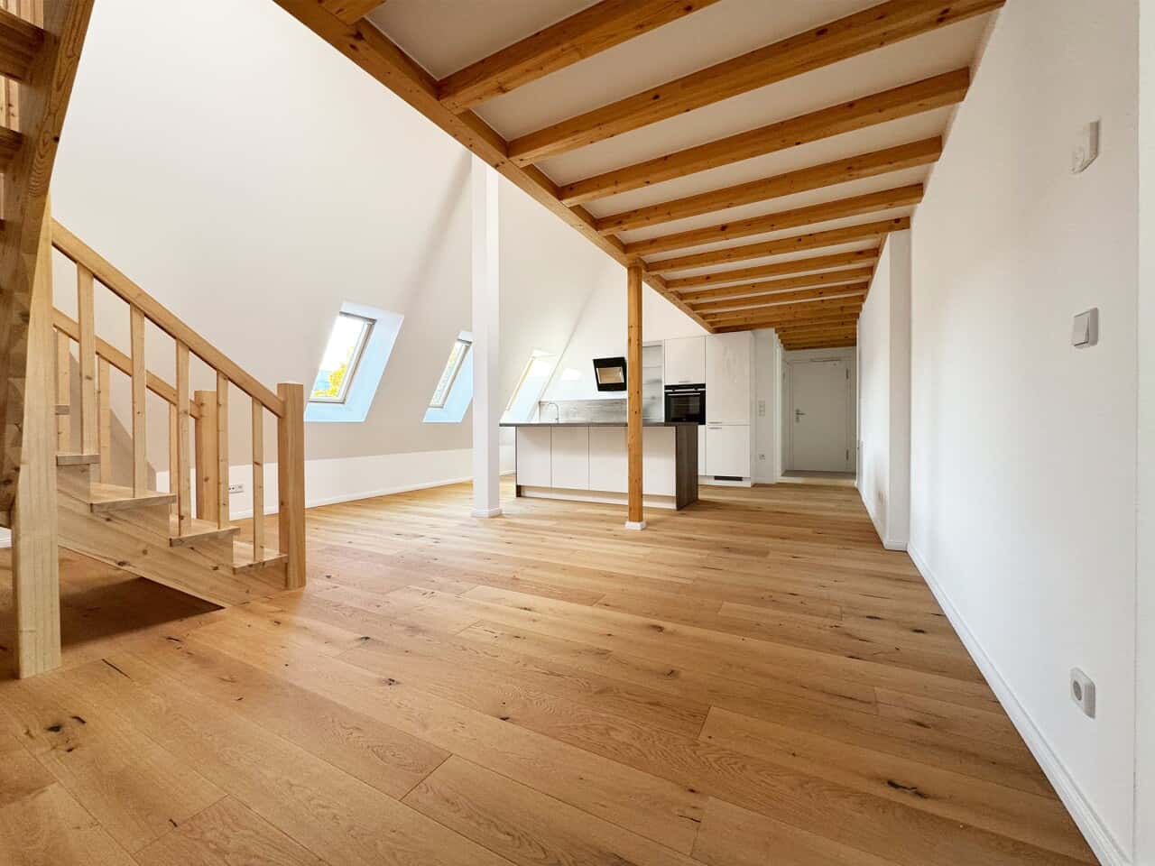 Etagenwohnung in Berlin – Bild 1