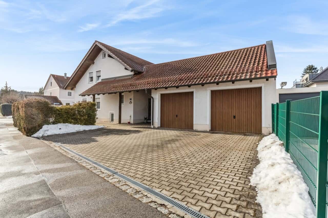 Zweifamilienhaus in Nittenau – Bild 1