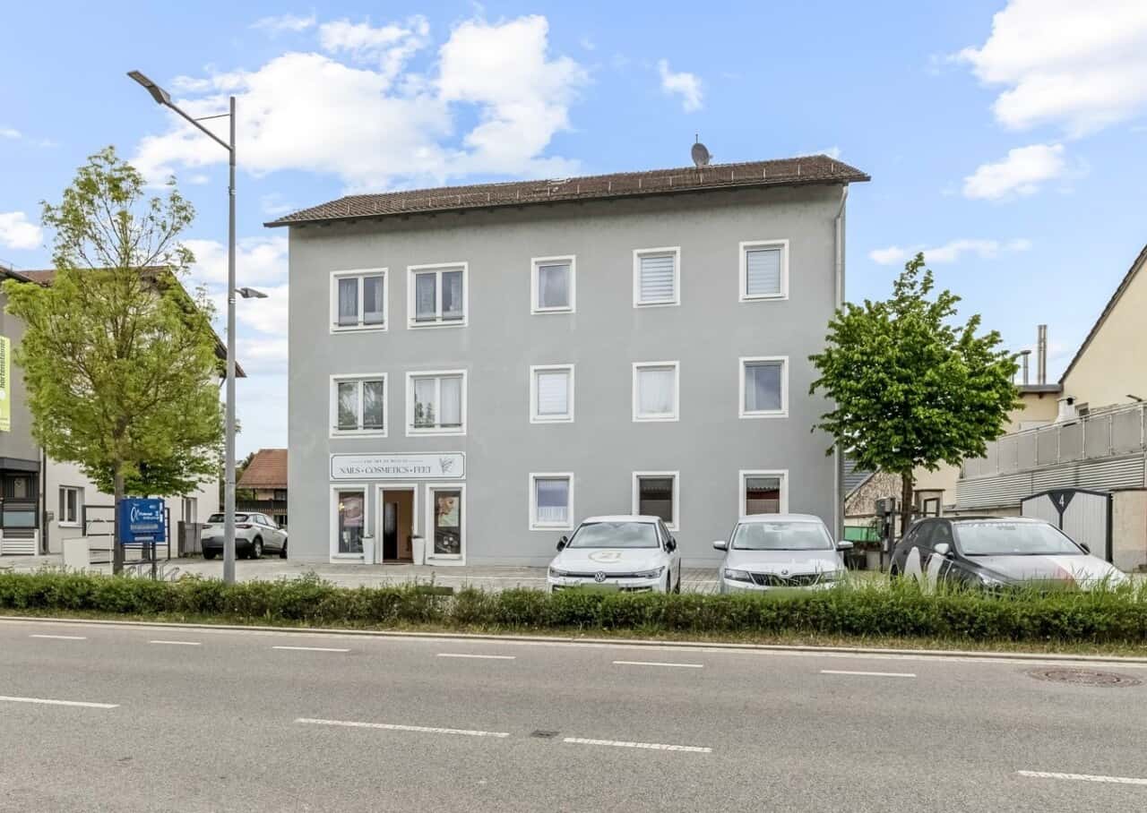 Mehrfamilienhaus in Bogen – Bild 1