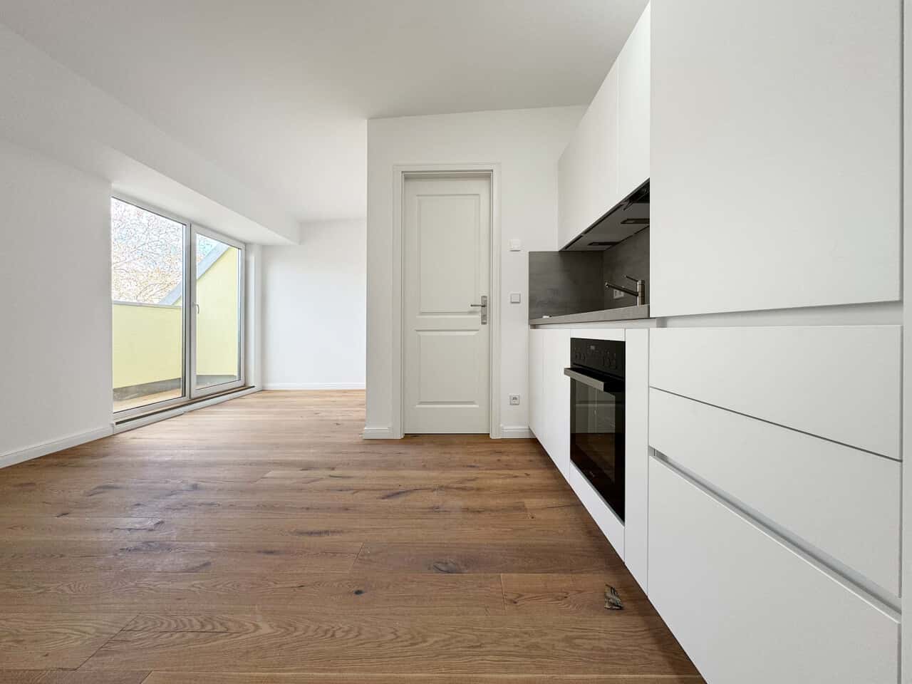 Etagenwohnung in Berlin – Bild 1