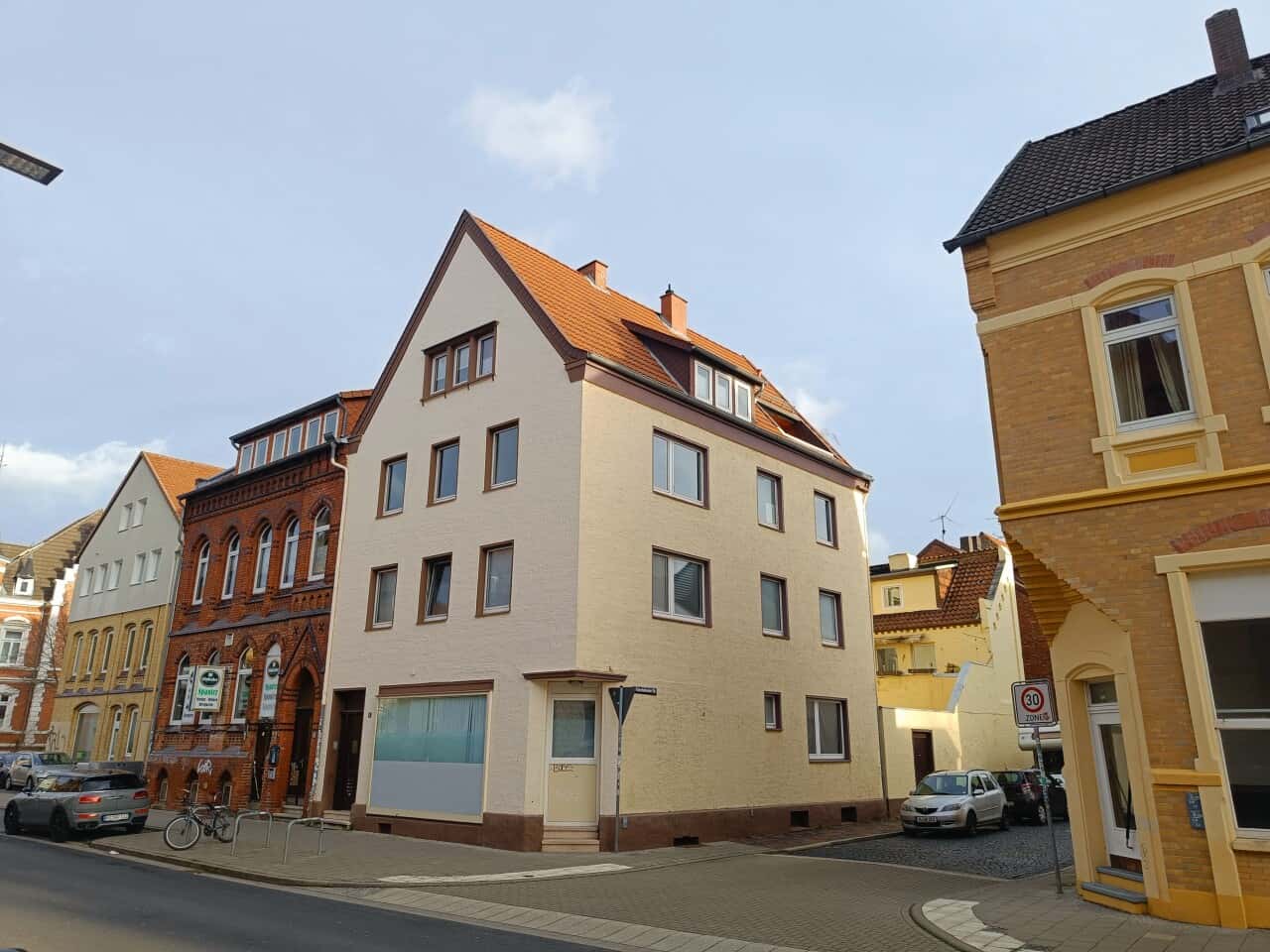 Mehrfamilienhaus in Hildesheim – Bild 1