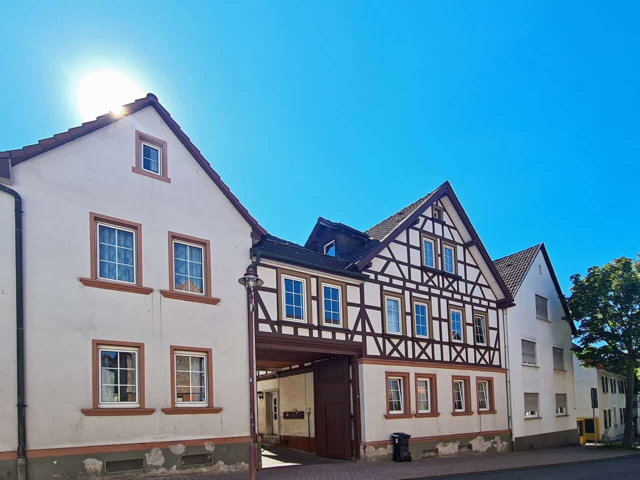 Mehrfamilienhaus in Roßdorf – Bild 1