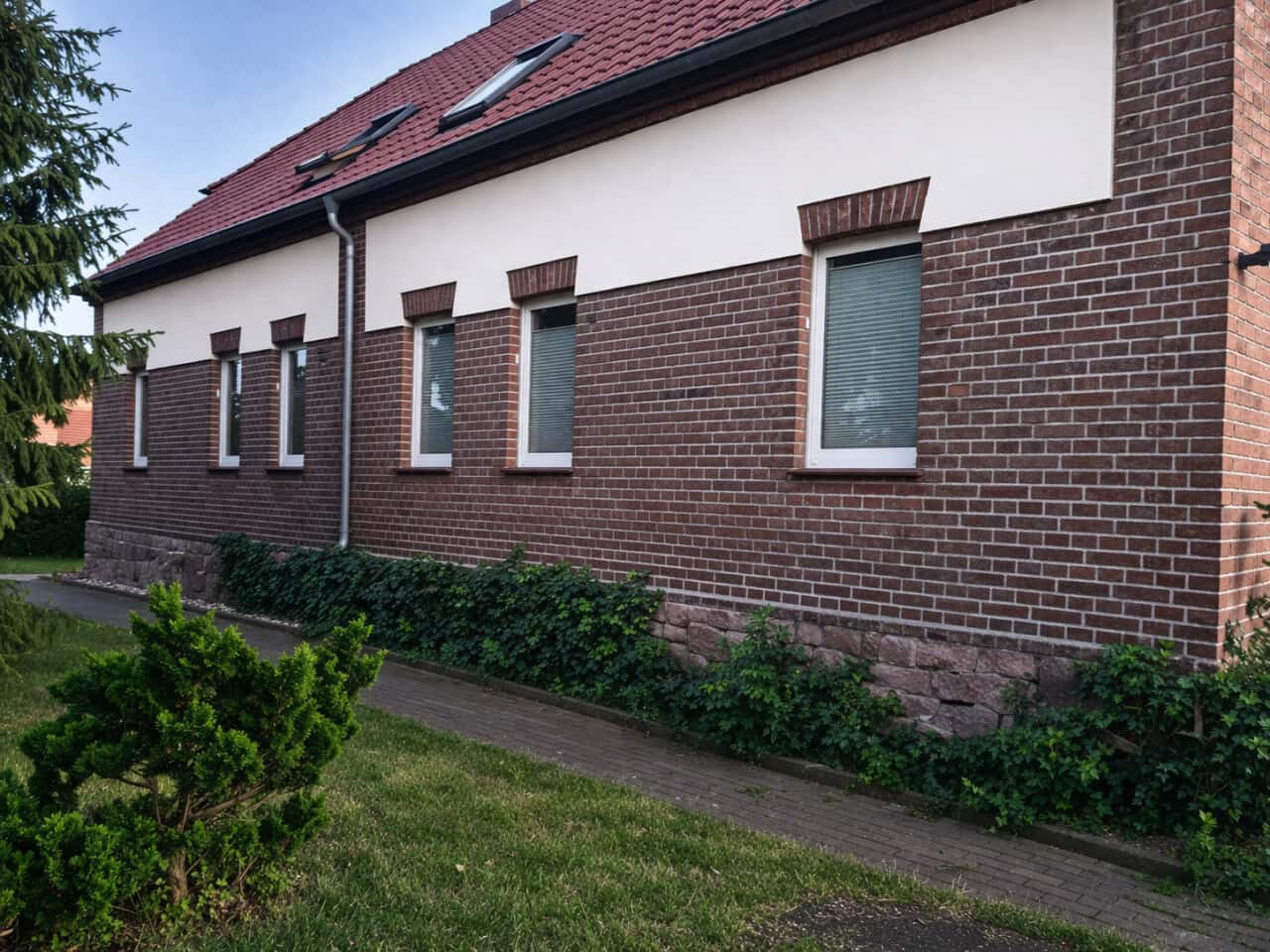 Landhaus in Radegast – Bild 1