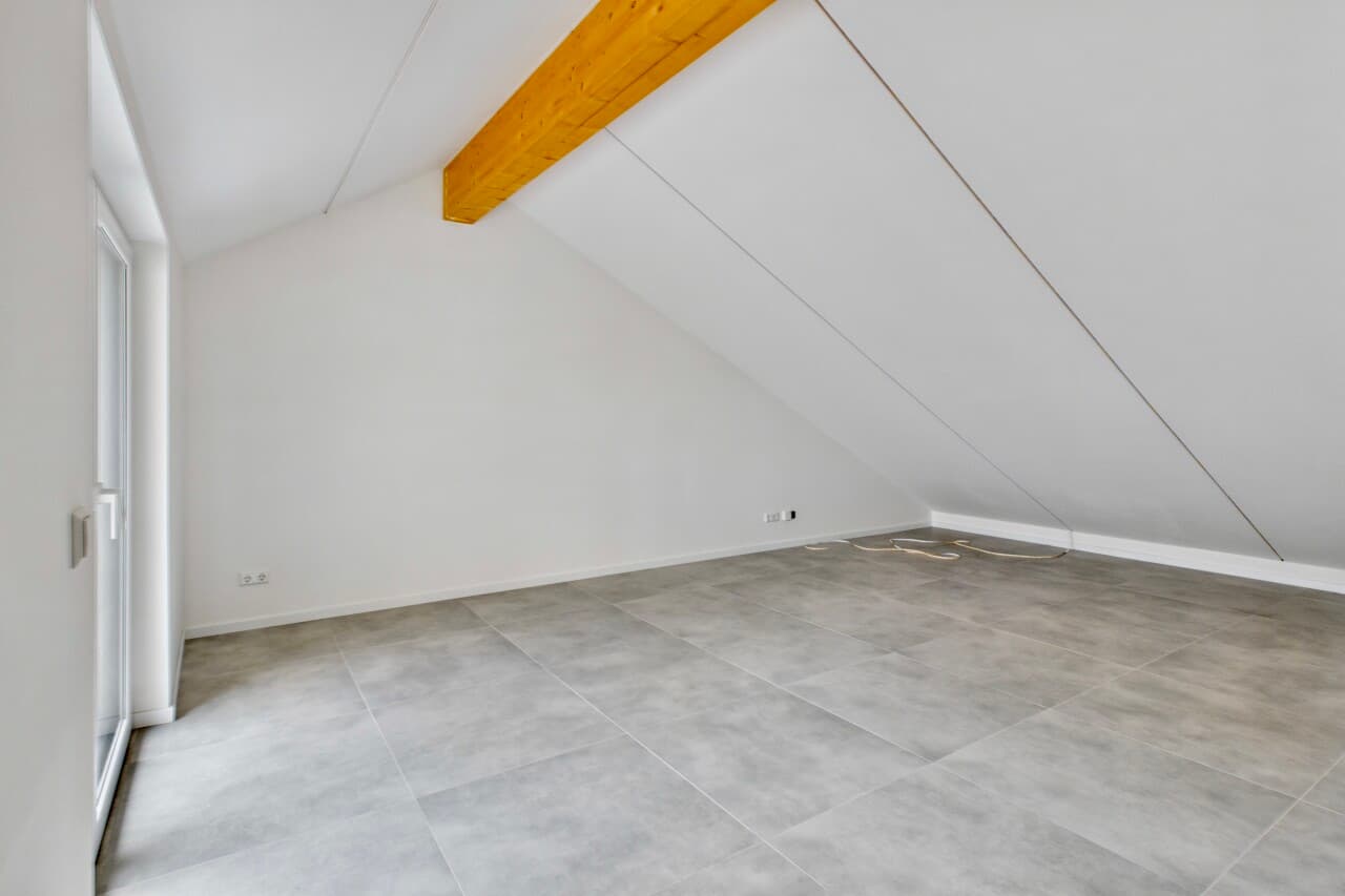 Dachgeschosswohnung in Schönenberg-Kübelberg – Bild 8
