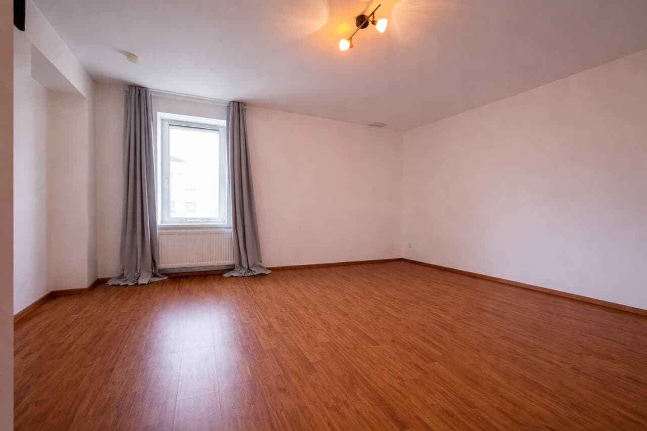 Mehrfamilienhaus in Erlenbach – Bild 10