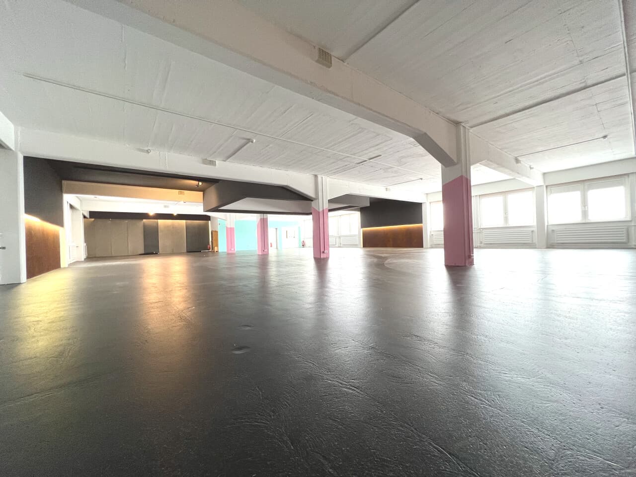 Halle in Lichtenfels - Oberwallenstadt – Bild 4