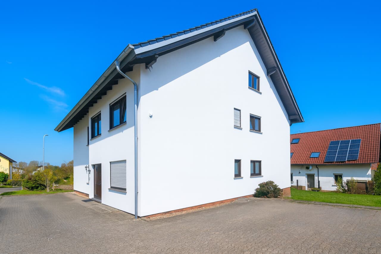 Mehrfamilienhaus in Steinbach – Bild 2