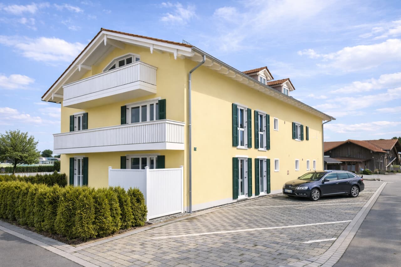 Mehrfamilienhaus in Übersee – Bild 2