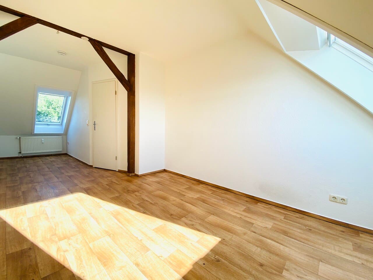 Dachgeschosswohnung in Rostock – Bild 2