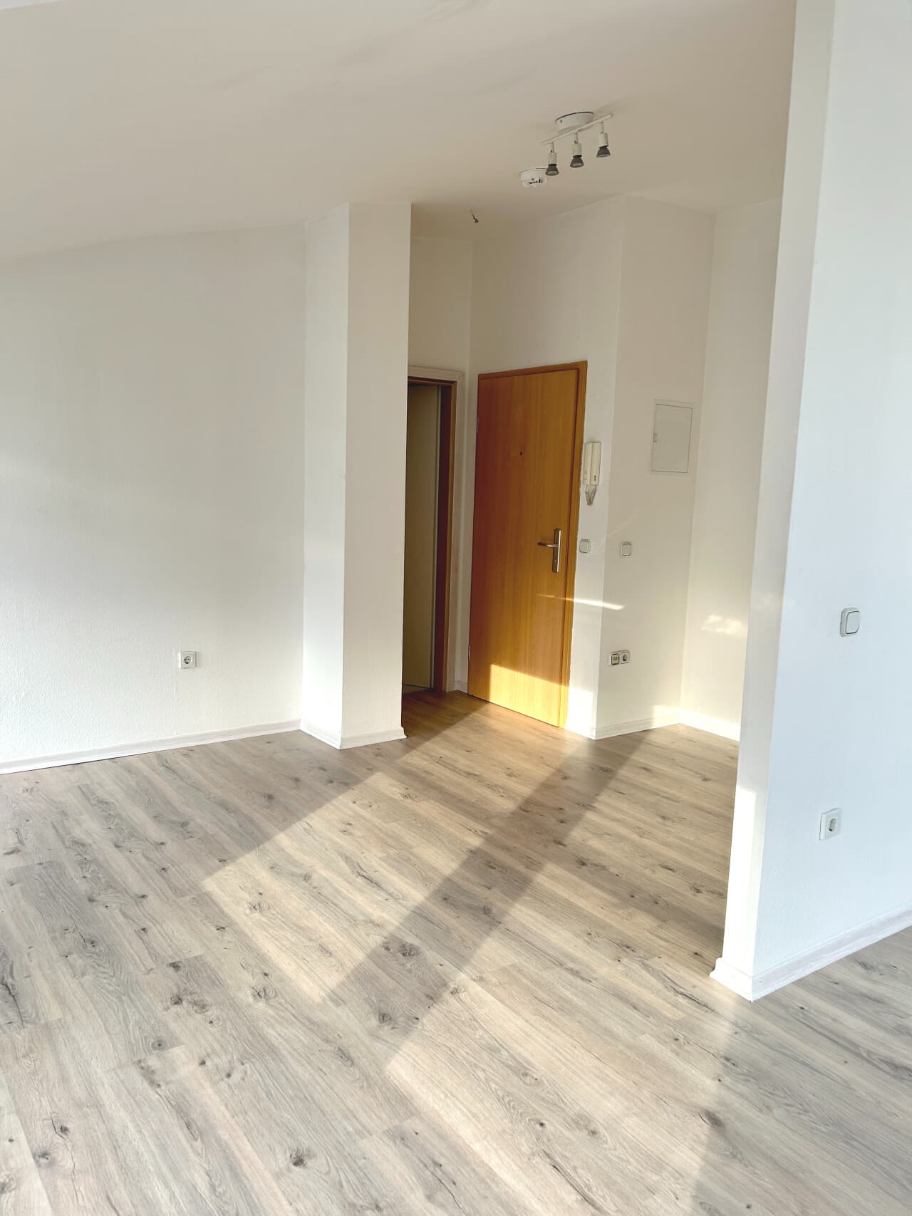 Dachgeschosswohnung in Hattersheim am Main – Bild 3