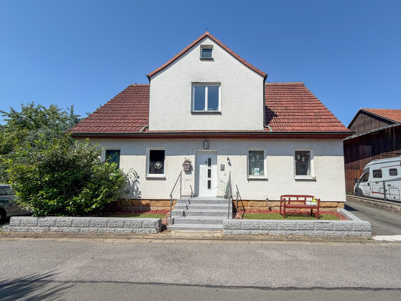 Zweifamilienhaus in Michelau in Oberfranken – Bild 2