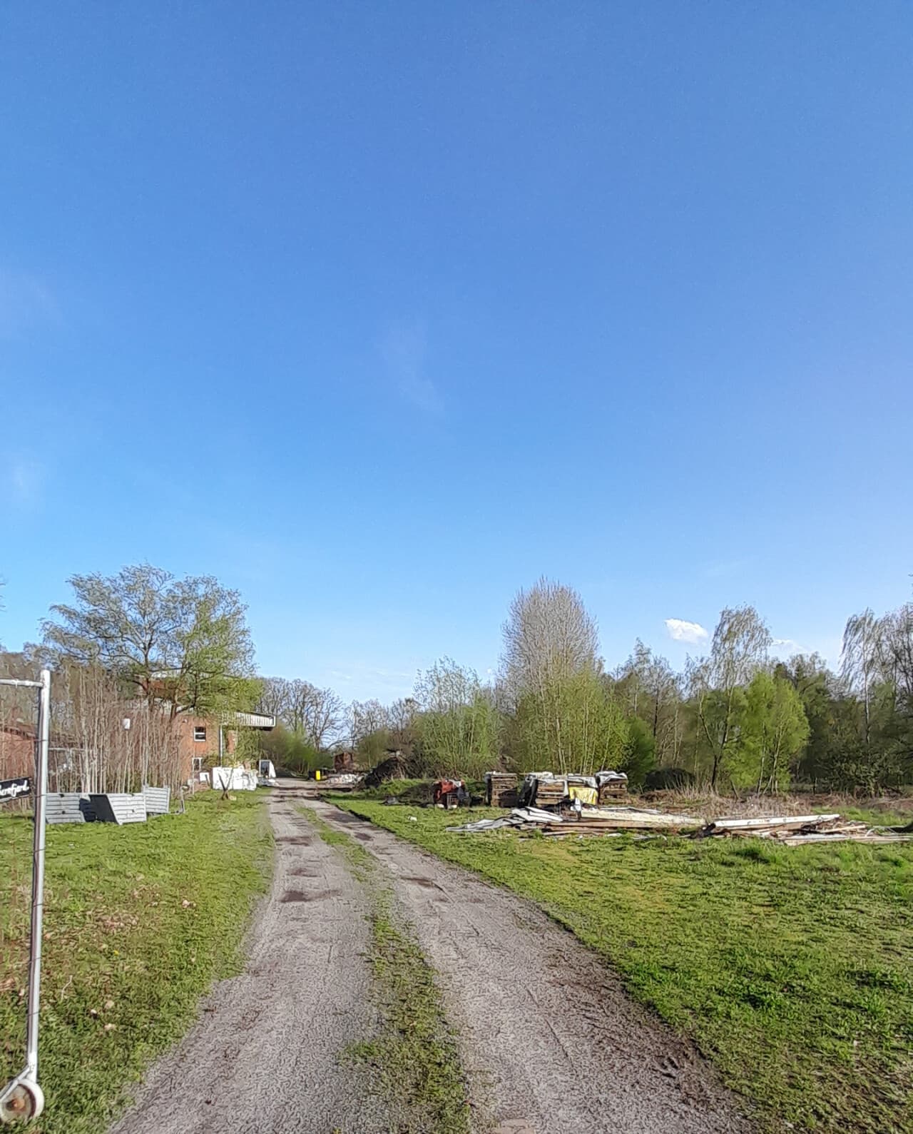 Wohngrundstück in Tiste – Bild 3