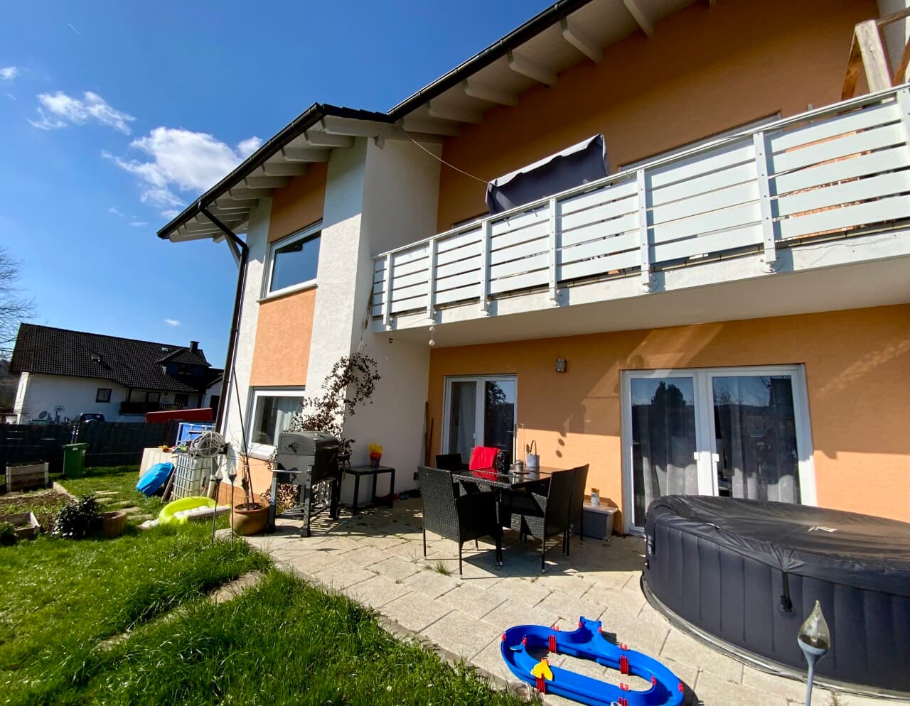 Mehrfamilienhaus in Laubach-Gonterskirchen – Bild 4