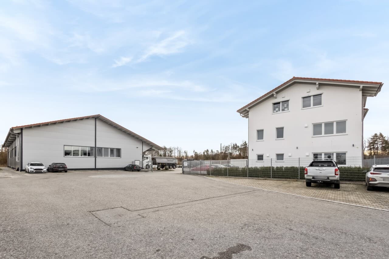 Wohn- und Geschäftshaus in Igling – Bild 2
