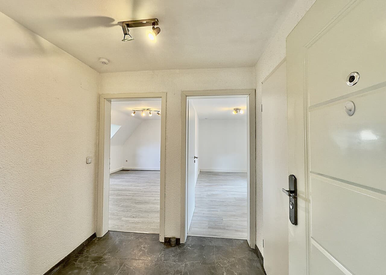 Dachgeschosswohnung in Neuweiler – Bild 2