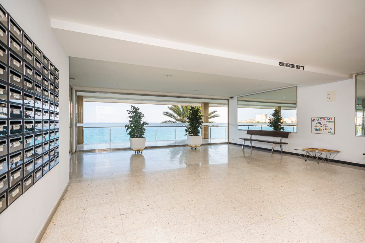 Etagenwohnung in Alicante – Bild 3