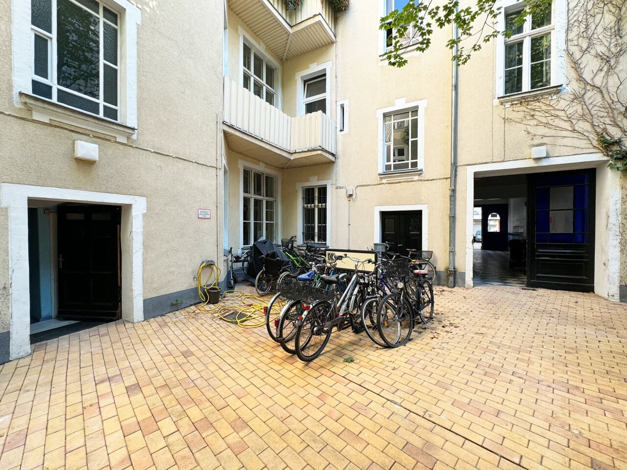 Etagenwohnung in Berlin – Bild 7