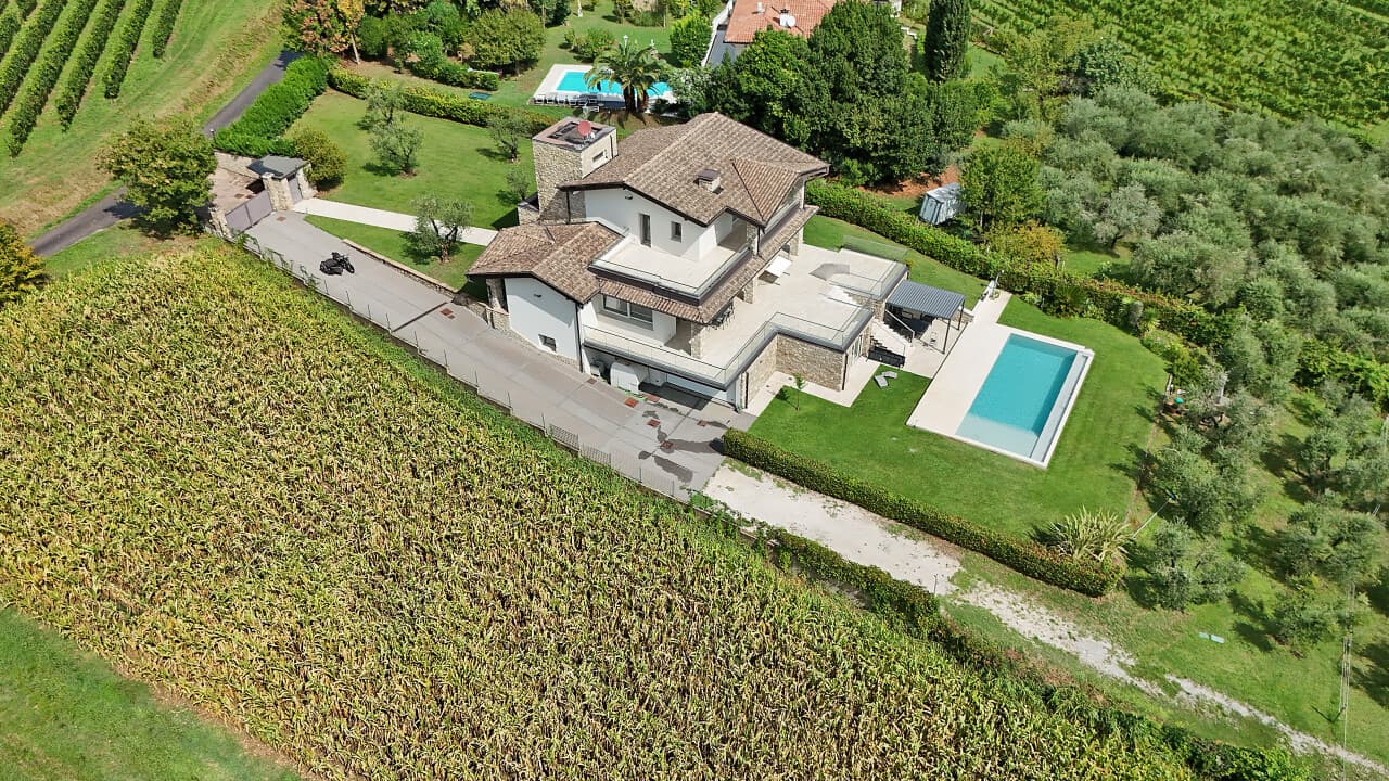 Villa in Moniga del Garda – Bild 2