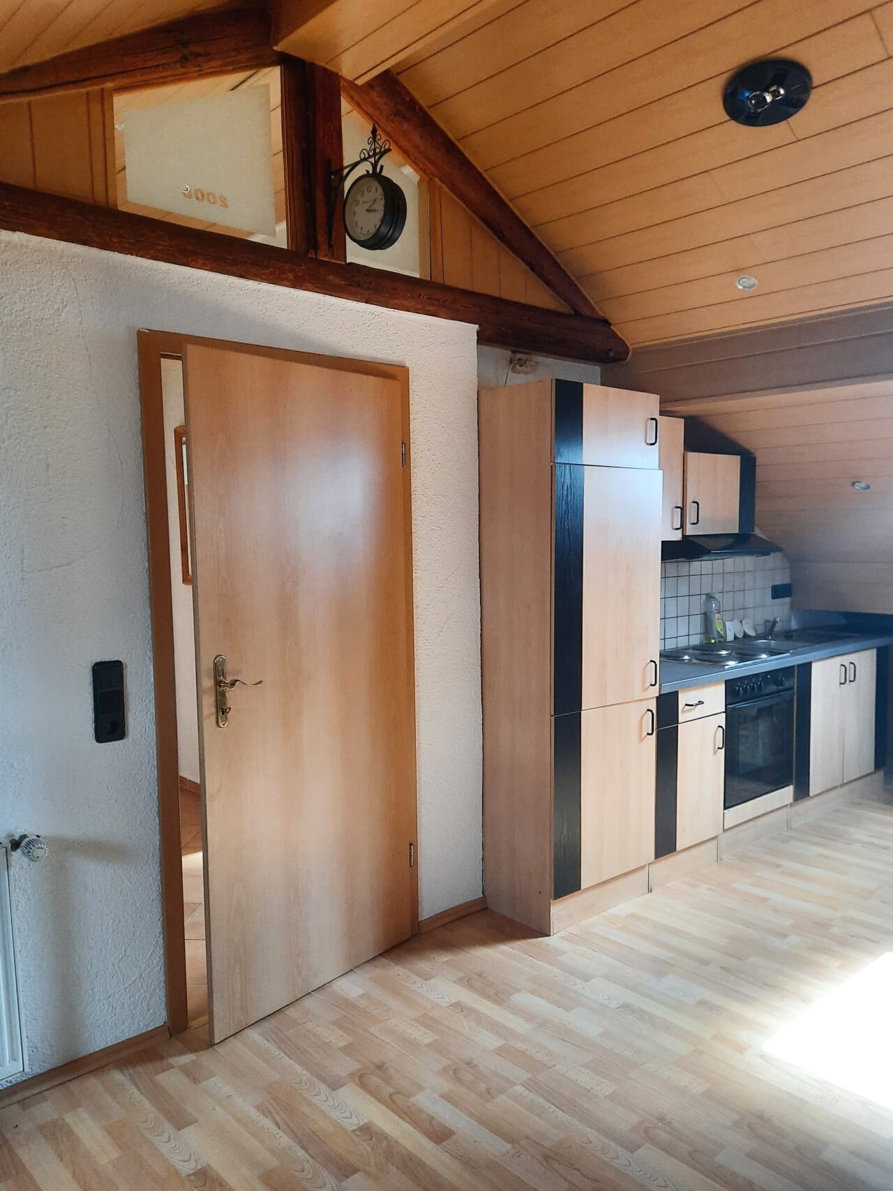 Mehrfamilienhaus in Schmelz – Bild 9