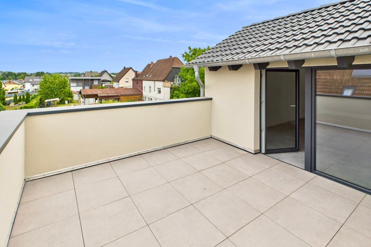 Dachgeschosswohnung in Schönenberg-Kübelberg – Bild 2