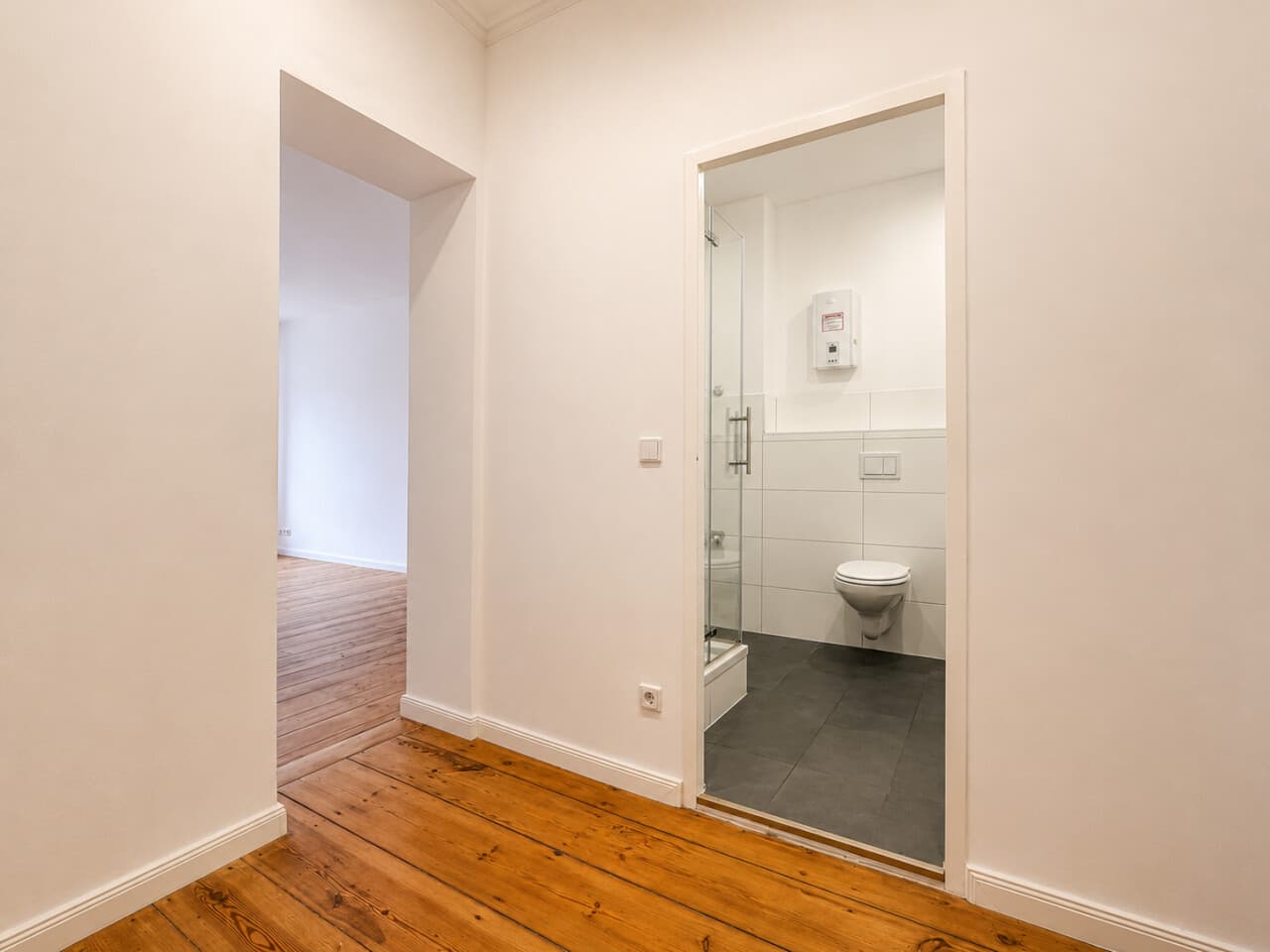 Etagenwohnung in Berlin – Bild 3