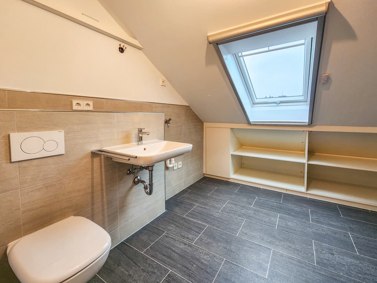Dachgeschosswohnung in Dudenhofen – Bild 3