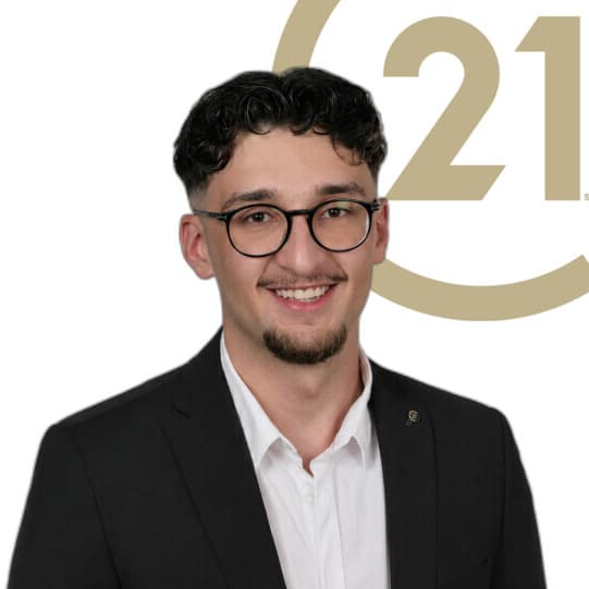 Albi Mahmutaj - Immobilienmakler bei CENTURY 21 Golden time Immobilien