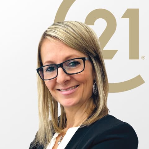 Nicole Jakel - Immobilienmakler bei CENTURY 21 Weinstraße
